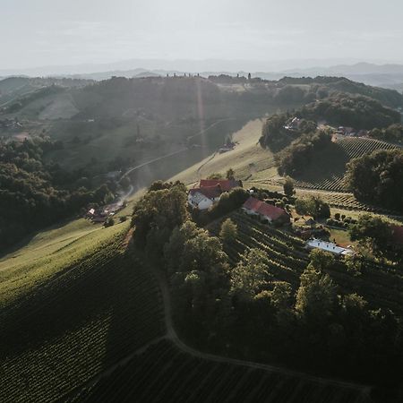 Vila Winzarei, Weingut Tement Berghausen Exteriér fotografie