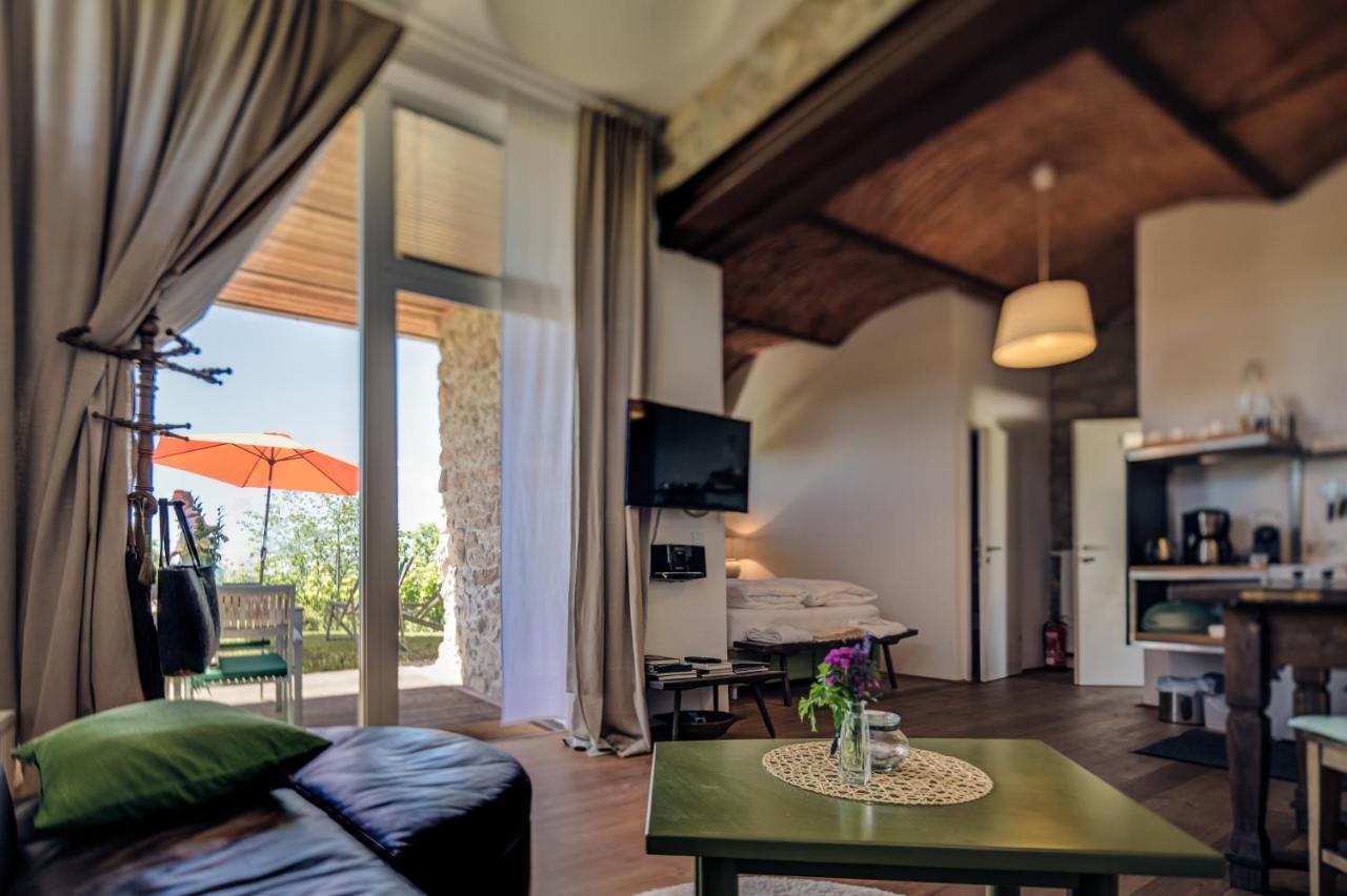 Vila Winzarei, Weingut Tement Berghausen Exteriér fotografie
